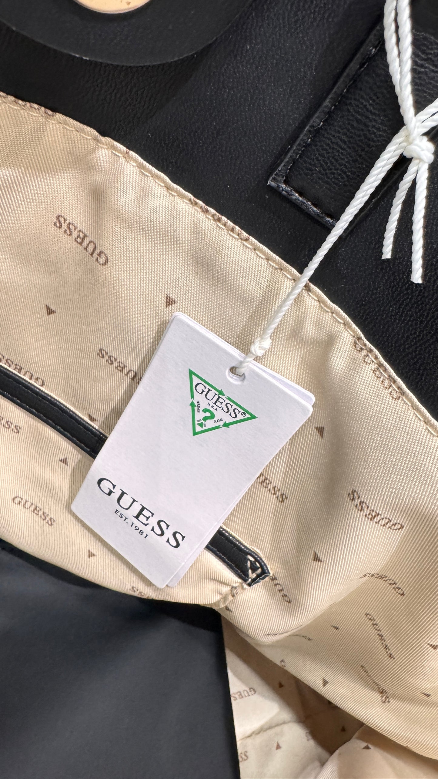 Guess Large 2 in 1 Tote トートバッグ