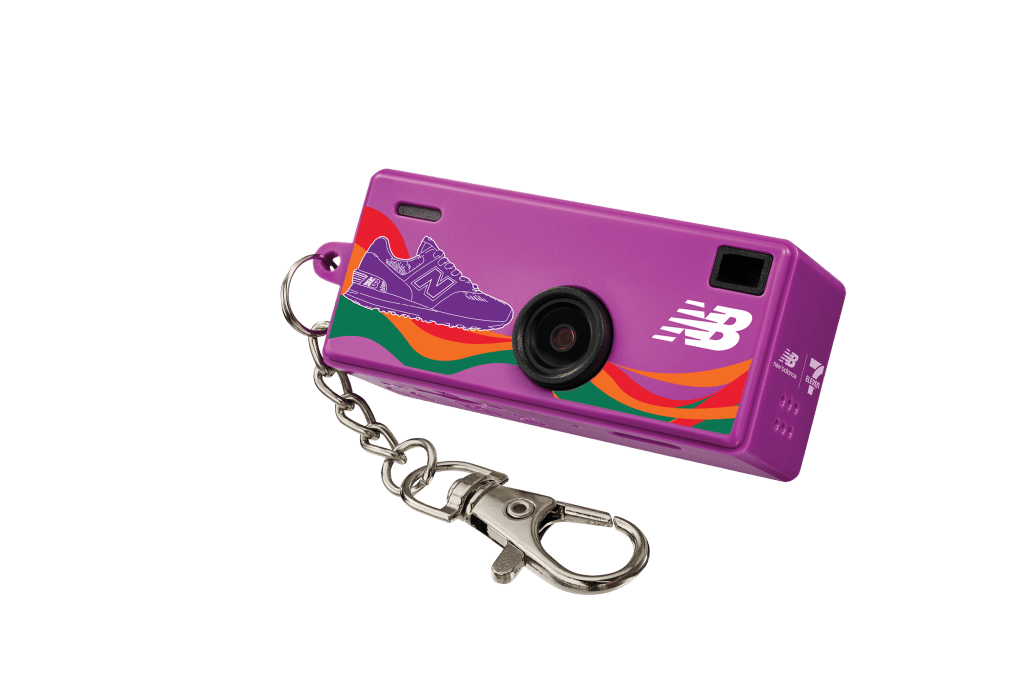 7-Eleven x New Balance カメラ 香港限定