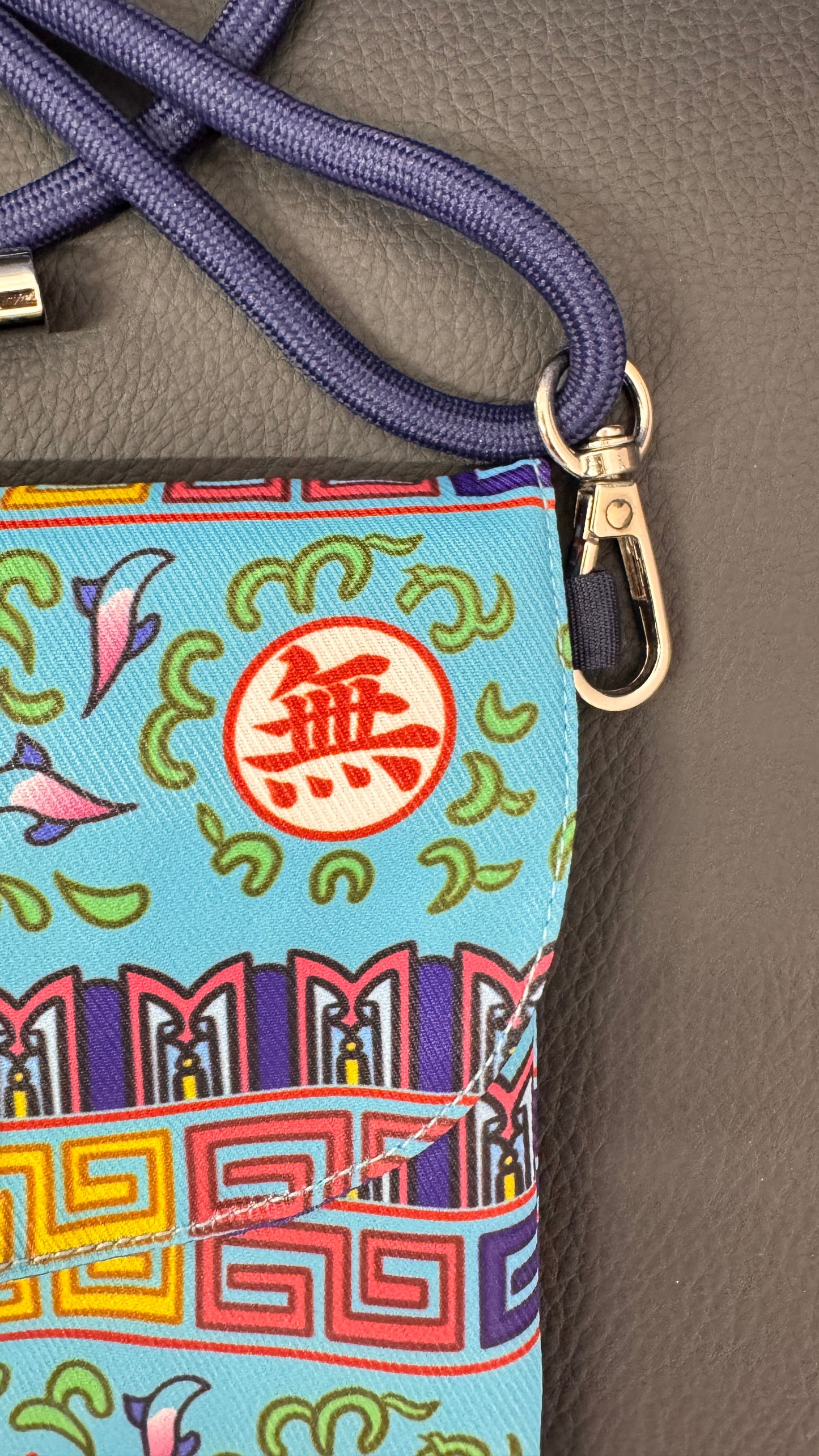 萬壽無疆のクロスボディバッグ cross body bag 香港製