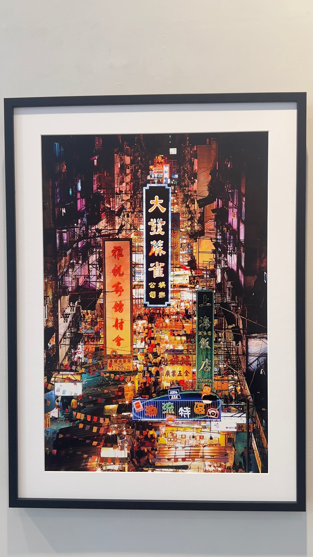 CITY of LIGHTS Hong Kong's Neon Heritage