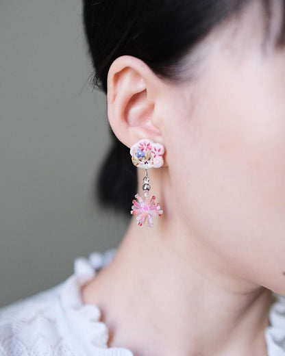 手刺繍ピアス4