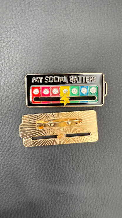 私のソーシャルバッテリー　my social battery  ピン