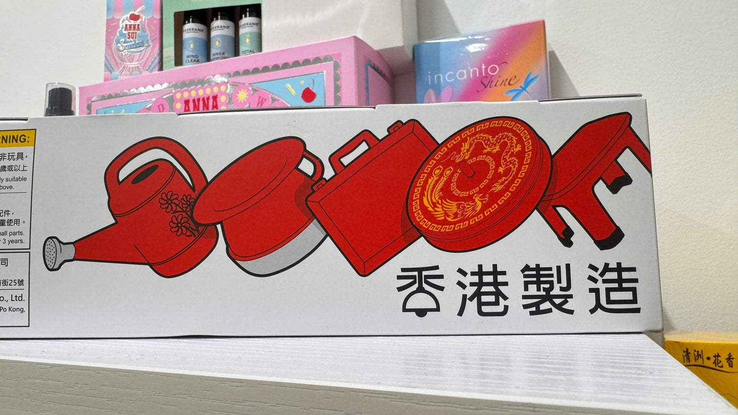 紅A   ミニチュア模型装飾品   五種類　香港製