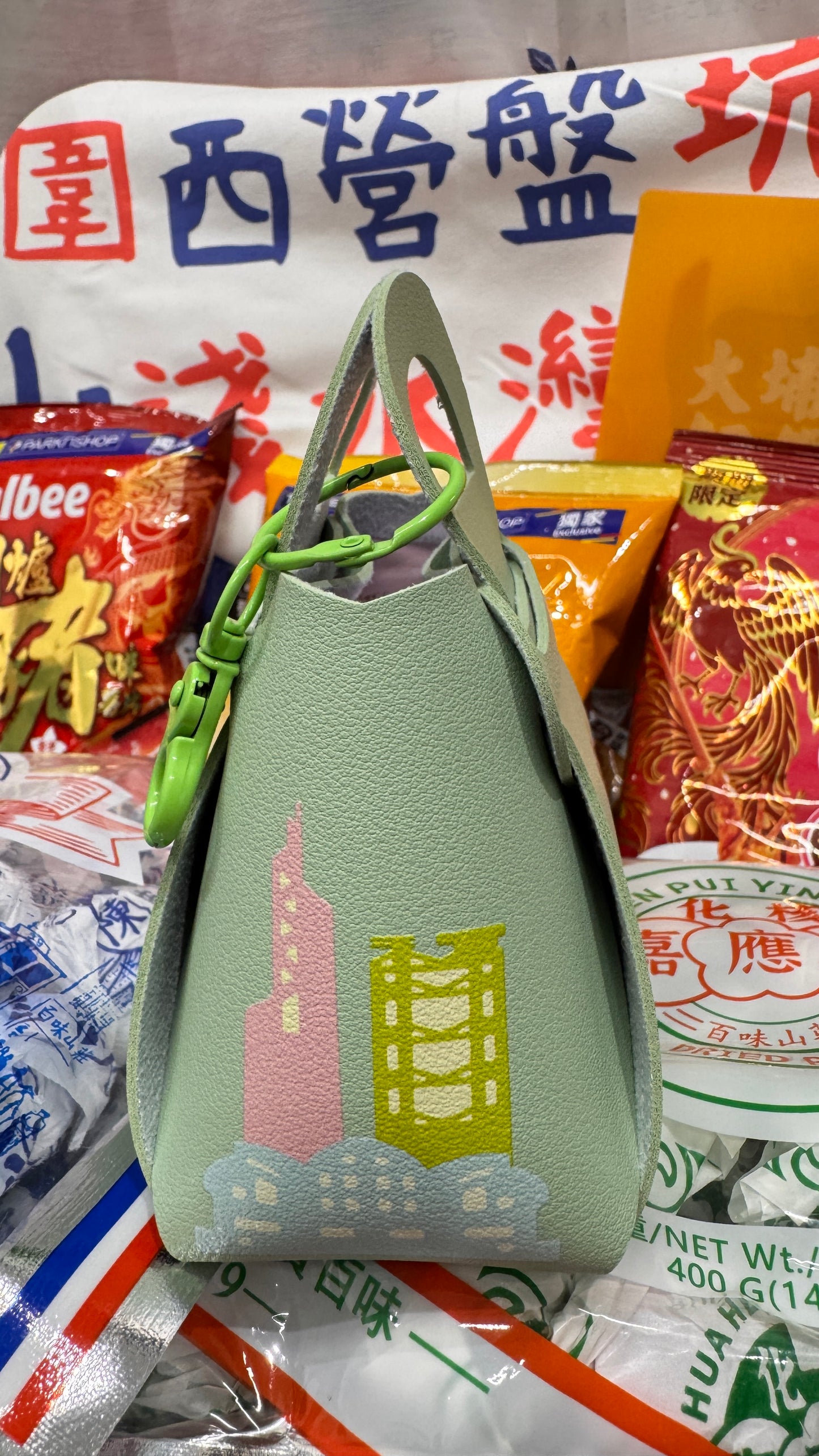 三重果仁蝴蝶酥　トリプルナッツバタフライペストリー　24g　香港製