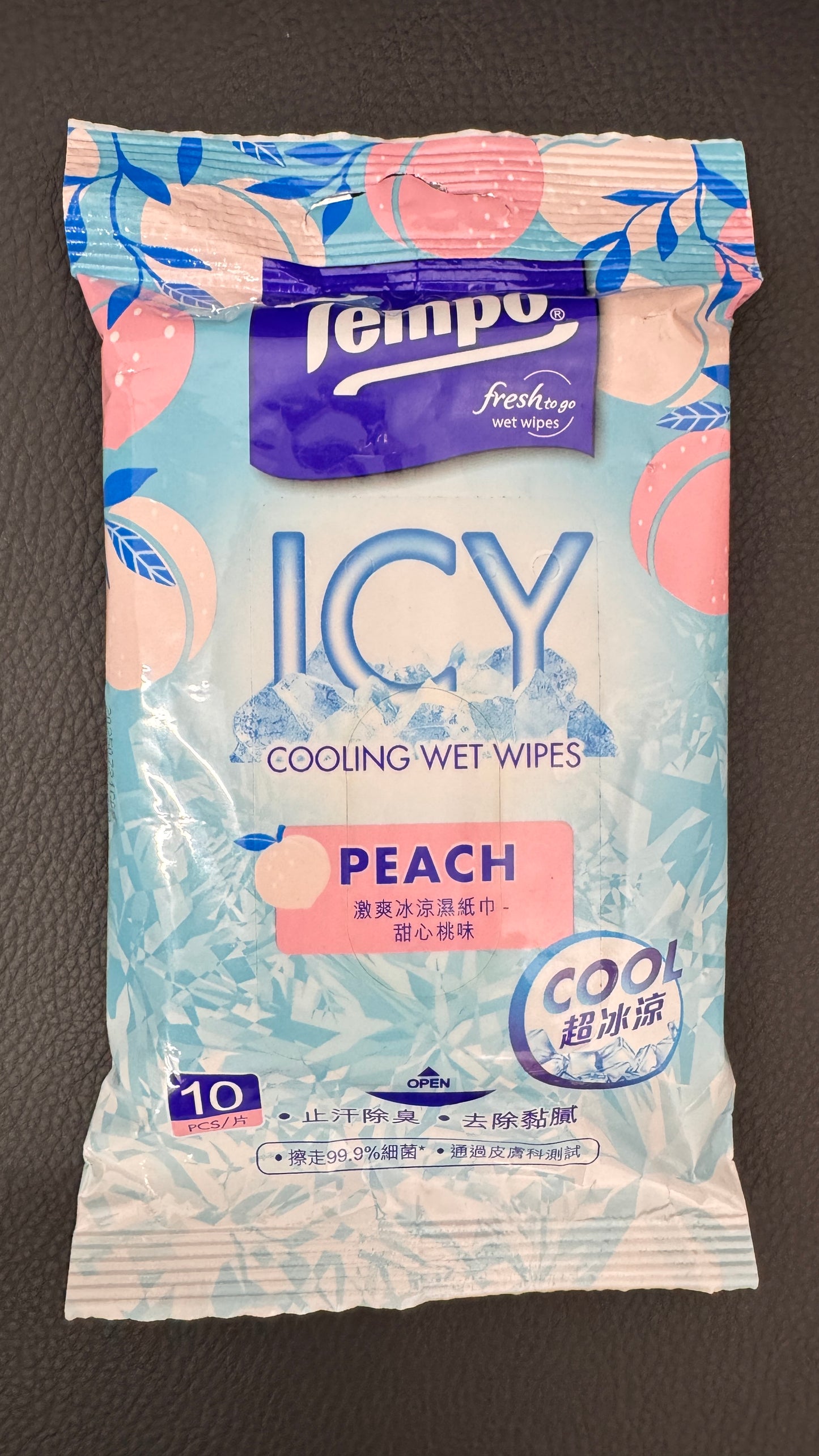 Tempo 冷却効果のあるウェットティッシュ 10枚