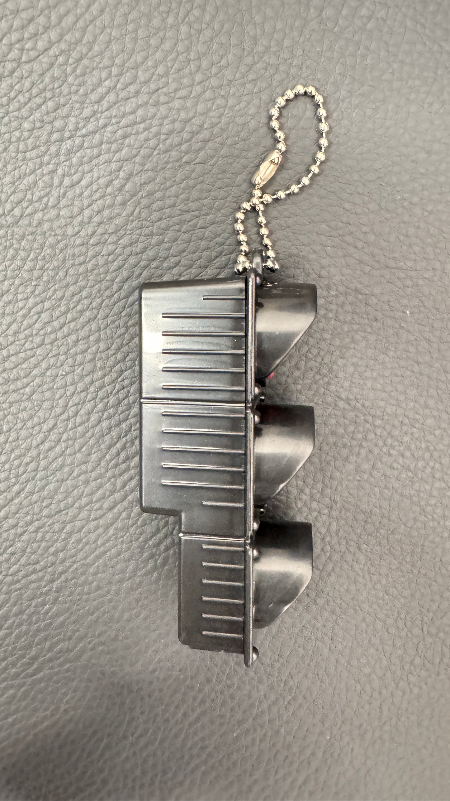 交通燈  信号機　キーホルダー