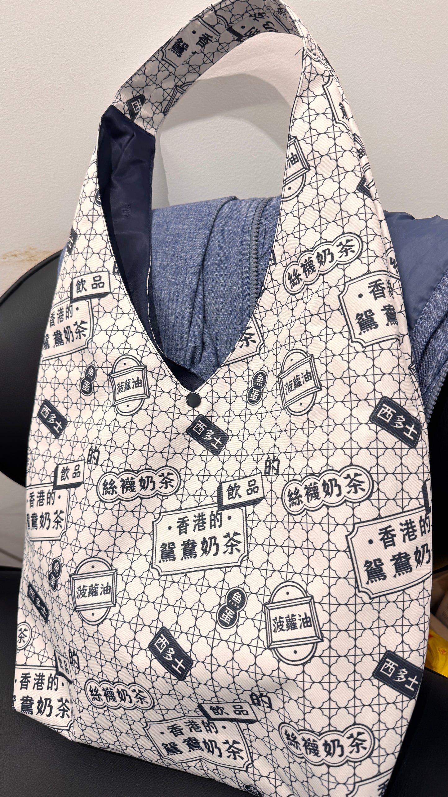 奶茶磁磚トート 香港製