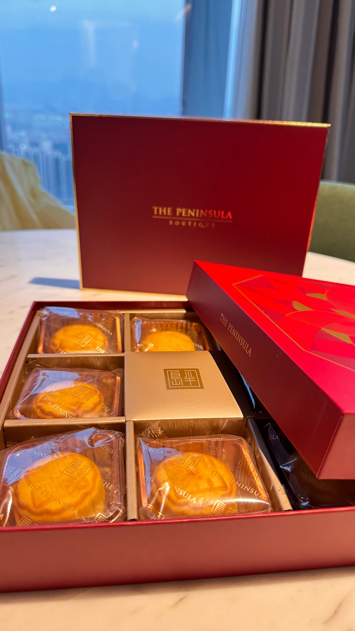 The Peninsula Mini Egg Custard Mooncake 8 Pieces