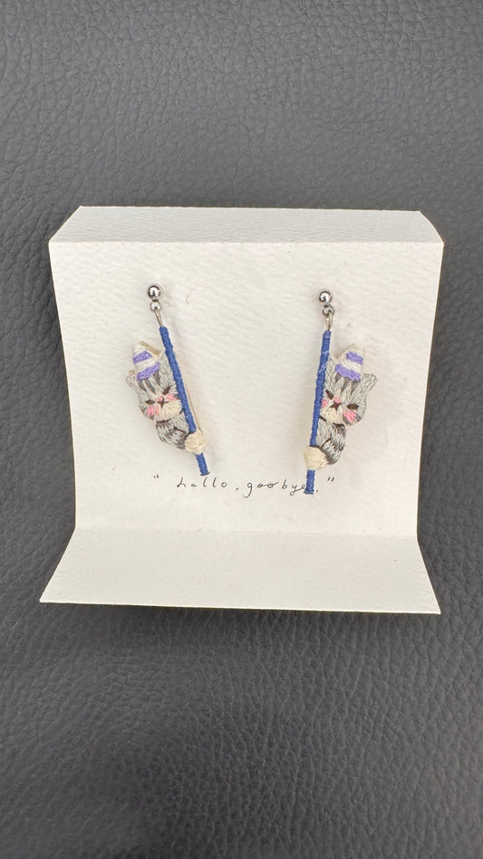 手刺繍ピアス5