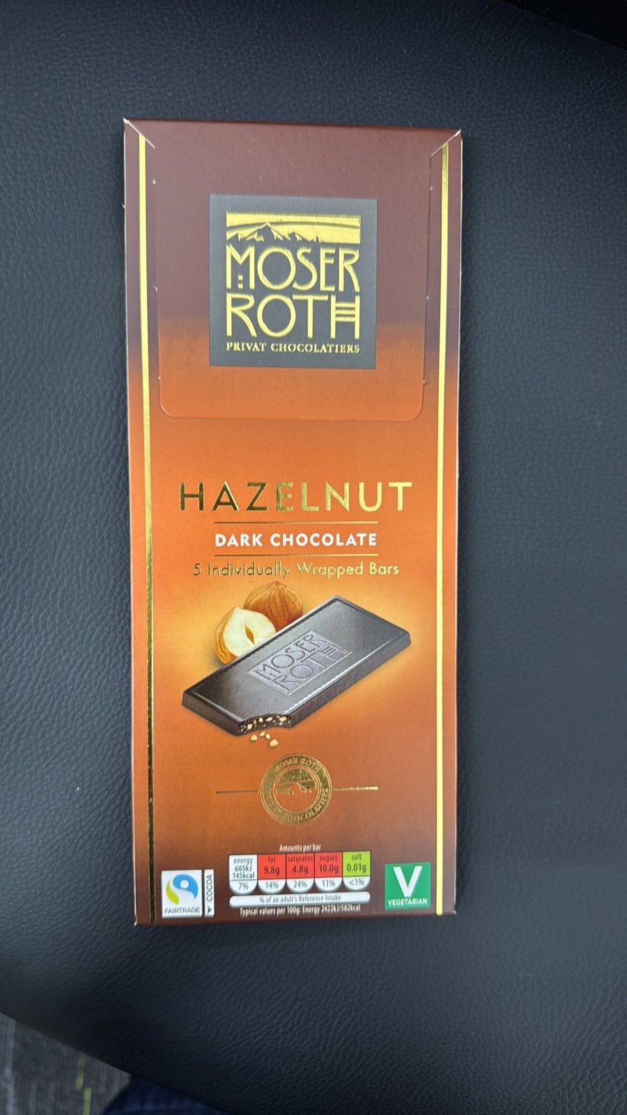 Moser Roth Hazelnut Dark Chocolate 5 individually wrapped bars 125g