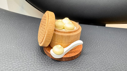 木製装飾品　小籠包