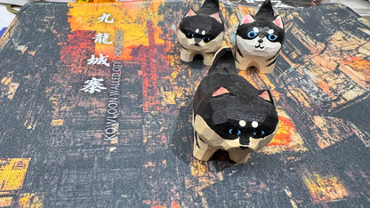 木製猫ちゃん　香港製　トラちゃん